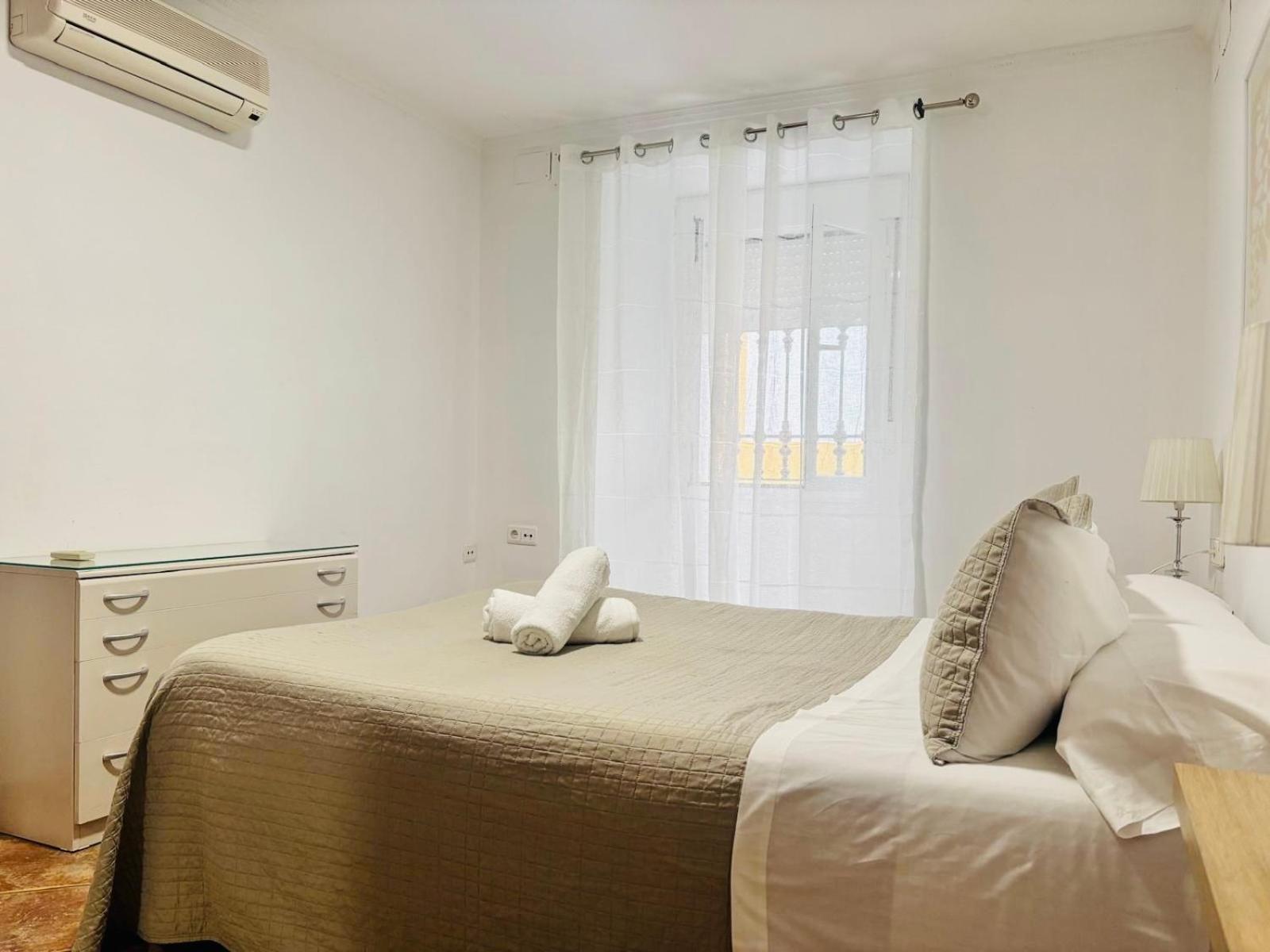 Apartamento Los Capuchinos Cordova Esterno foto